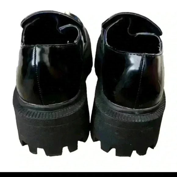 Urban Outfitters Womens Black Boca Patent Leather Lug Chunky Platform  Loafers 8 - Picture 4 of 14